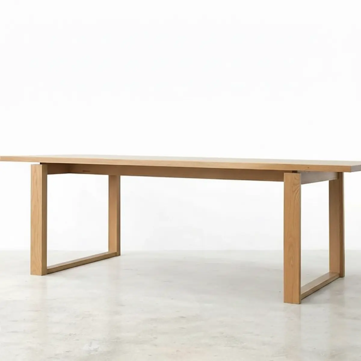 serenwood-dining-table3.webp