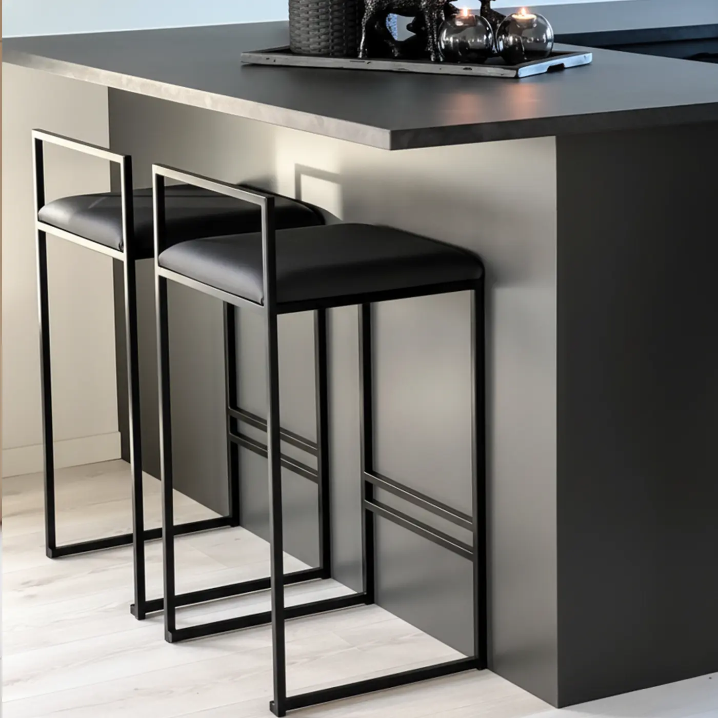 Modrix-Bar-Stool.webp